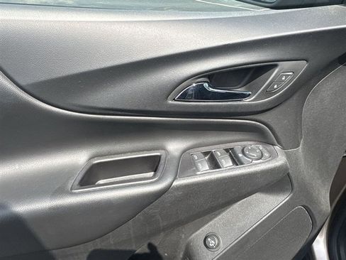 Certified 2019 Chevrolet Equinox LT FWD image 22