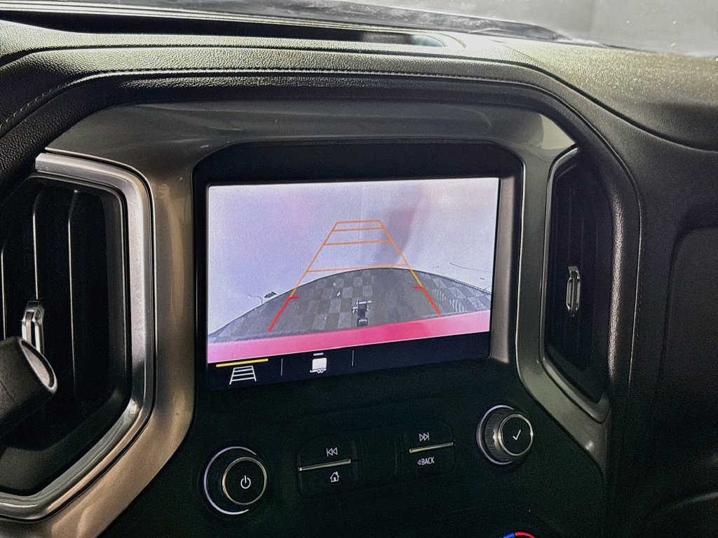Used 2019 Chevrolet Silverado 1500 LT Trail Boss AWD/4WD image 16