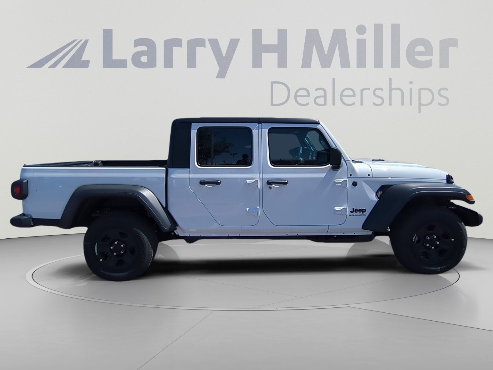 New 2026 Jeep Gladiator Sport AWD/4WD image 6