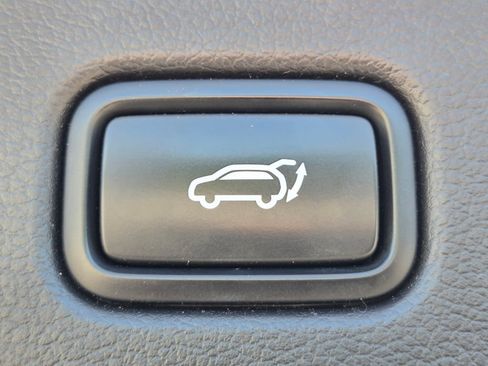 Used 2023 Hyundai Palisade Limited AWD/4WD image 35