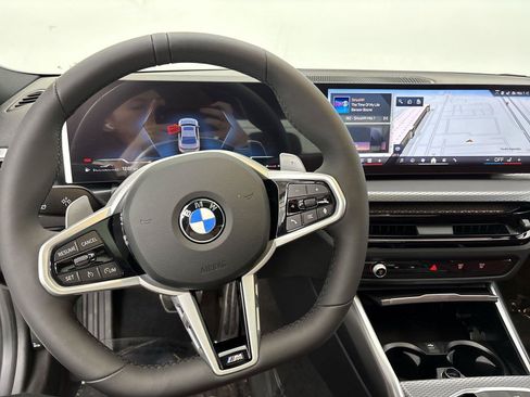 New 2026 BMW 330i xDrive Sedan w/ M Sport Package AWD/4WD image 22