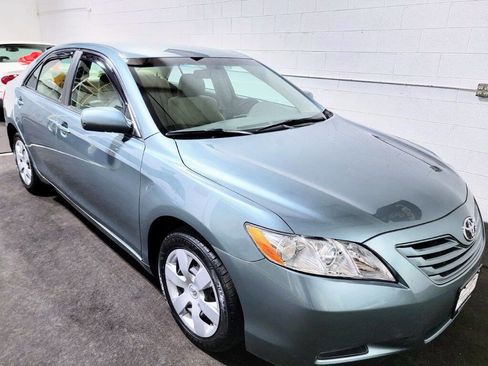 Used 2007 Toyota Camry LE image 7