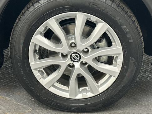 Certified 2022 Nissan Rogue Sport S AWD/4WD image 20
