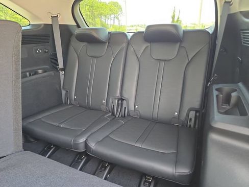 Used 2024 Kia Sorento S FWD image 14