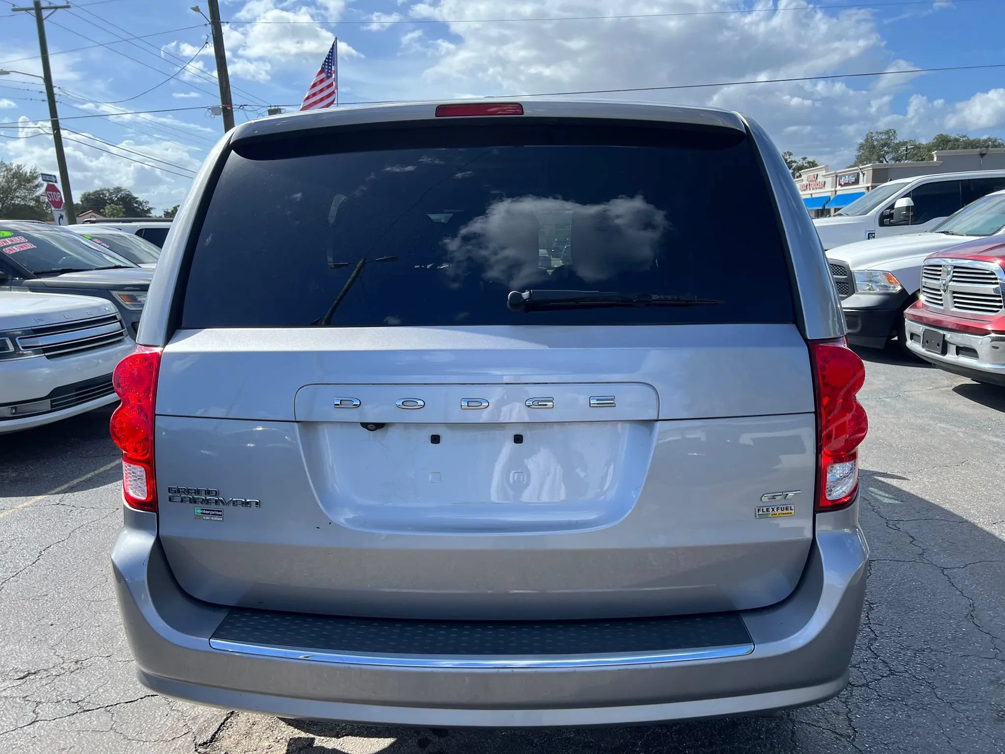 Used 2018 Dodge Grand Caravan GT FWD image 6