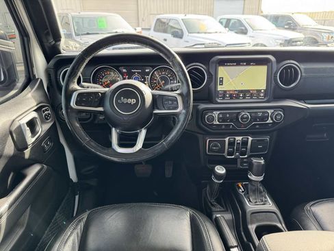 Used 2020 Jeep Gladiator Overland image 26