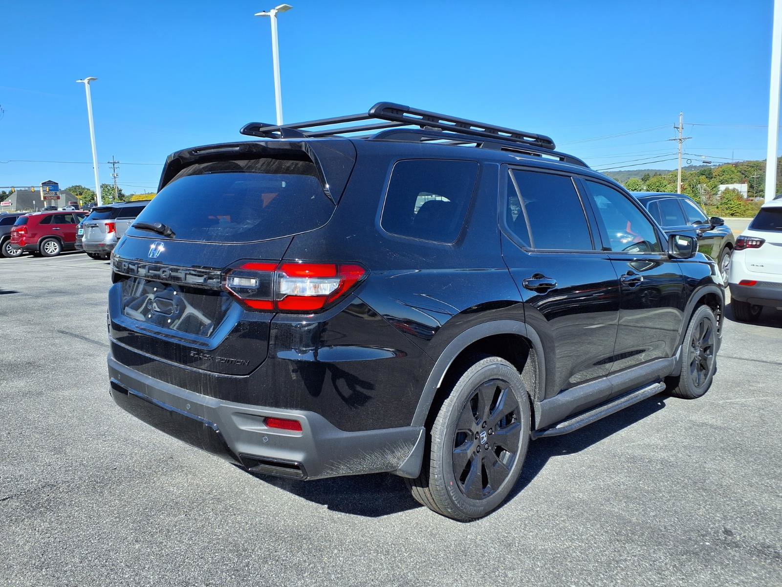 New 2026 Honda Pilot Black Edition image 4