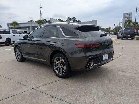 Used 2025 Genesis GV70 2.5T AWD/4WD image 5