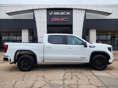 New 2026 GMC Sierra 1500 Elevation image 3