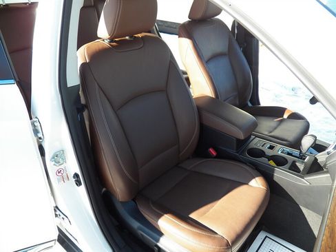 Used 2018 Subaru Outback 3.6R Touring image 13