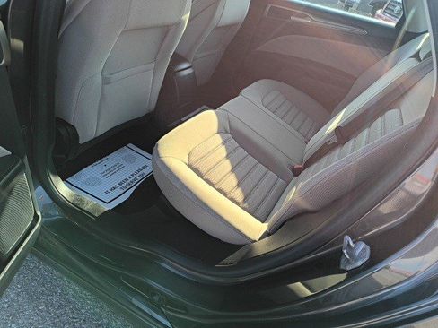 Used 2018 Ford Fusion S image 13