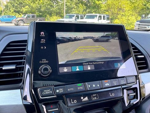 Used 2024 Honda Odyssey EX-L image 19