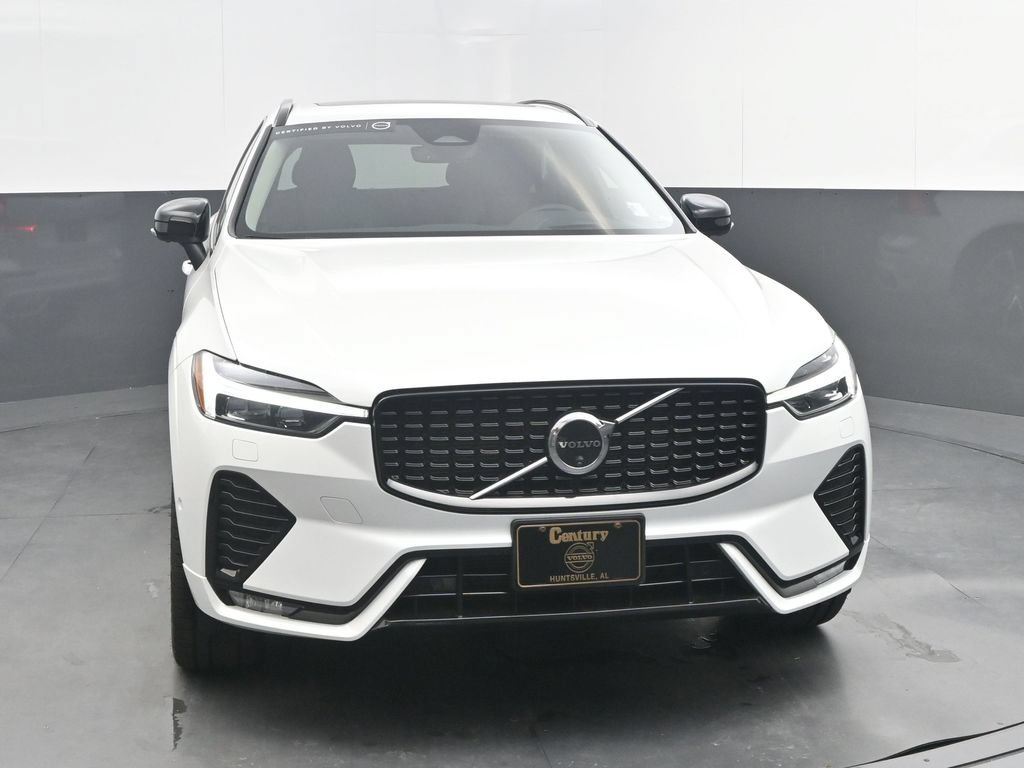 Certified 2024 Volvo XC60 B5 Ultimate w/ Protection Package Premier AWD/4WD image 10