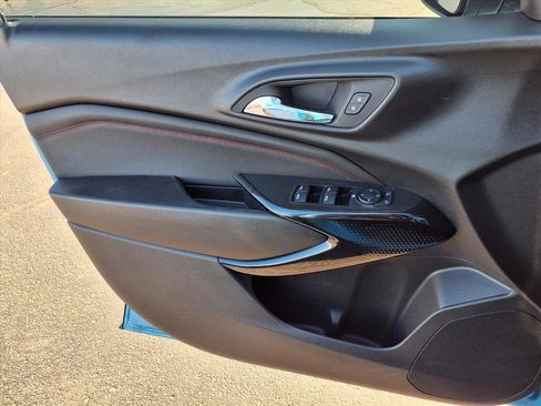 Used 2025 Chevrolet Trax RS w/ Driver Confidence Package image 15