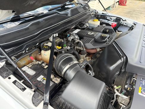 Used 2020 RAM 2500 Laramie AWD/4WD image 25