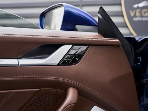 Used 2021 Porsche 911 Turbo S image 26