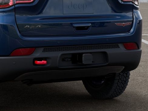 New 2026 Jeep Compass Trailhawk w/ Trailer Tow Group AWD/4WD image 13