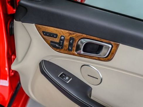 Used 2015 Mercedes-Benz SLK 250 image 49