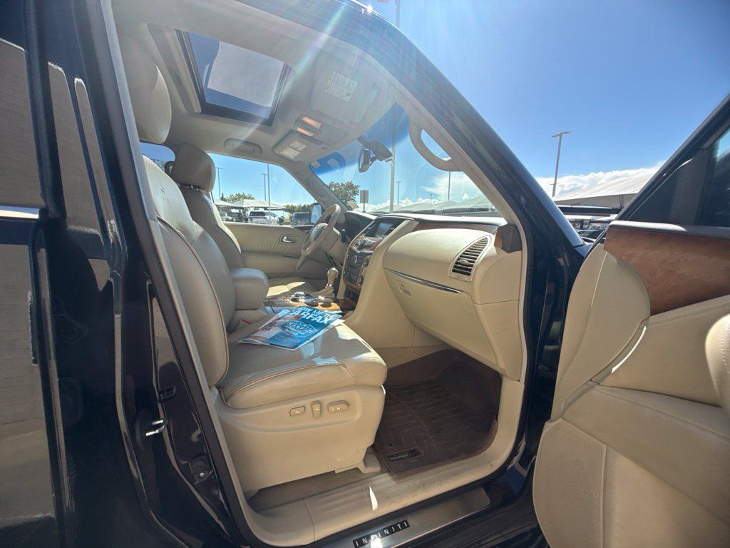 Used 2014 INFINITI QX80 4WD w/ Theater Package image 34