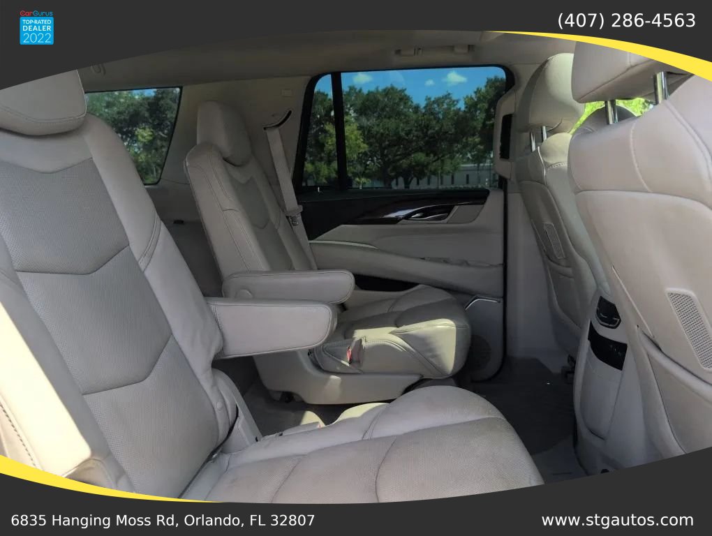 Used 2018 Cadillac Escalade Premium Luxury AWD/4WD image 25
