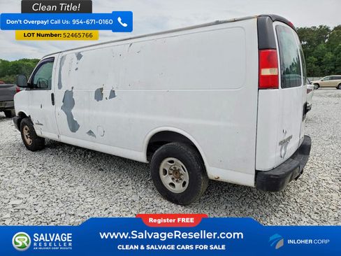 Used 2005 GMC Savana 2500 Extended RWD image 3