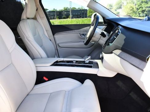 Used 2024 Volvo XC90 B6 Ultimate w/ Lounge Package AWD/4WD image 33