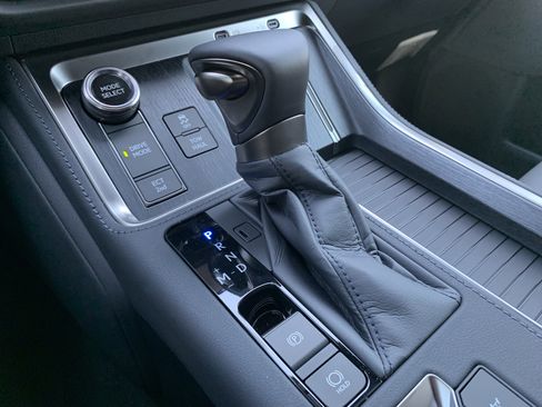 Used 2026 Lexus GX 550 AWD/4WD image 26