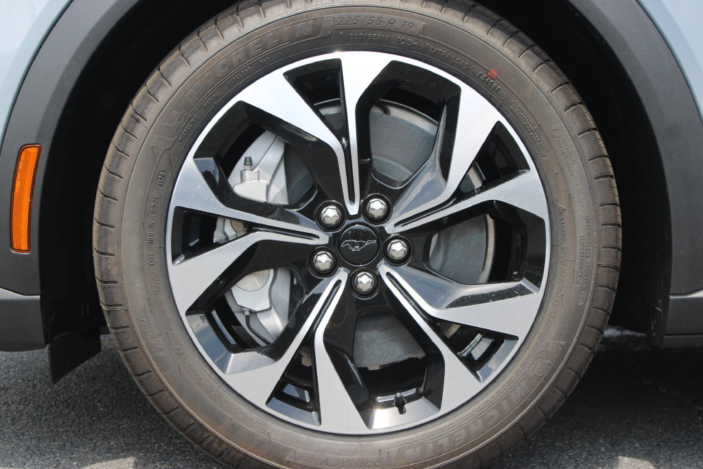 New 2026 Ford Mustang Mach-E Select RWD image 21