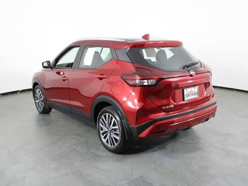 Certified 2024 Nissan Kicks SV image 4
