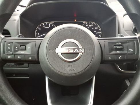 Used 2024 Nissan Rogue S image 14