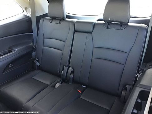 Used 2022 Honda Pilot Touring image 9