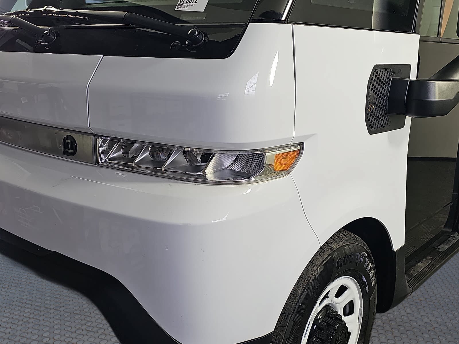 Used 2024 Chevrolet Brightdrop 600 w/ Commercial Equipment Package AWD/4WD image 20