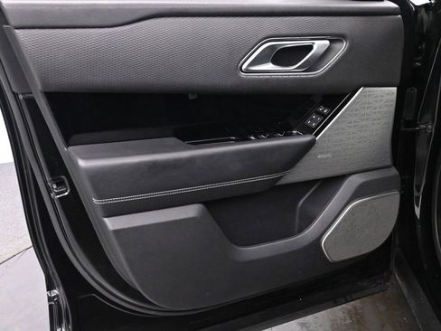 Used 2020 Land Rover Range Rover Velar R-Dynamic S image 10