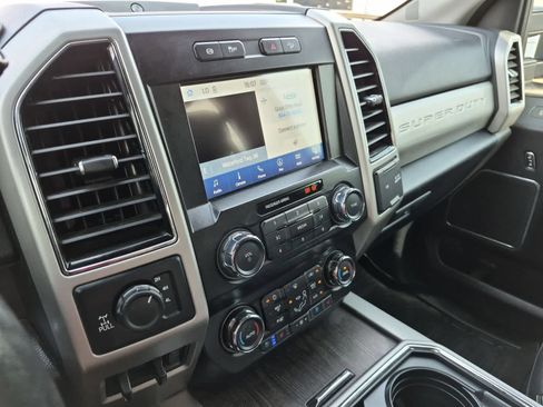 Used 2021 Ford F350 Lariat w/ Lariat Ultimate Package AWD/4WD image 29