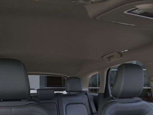 New 2026 Lincoln Corsair Premiere image 22