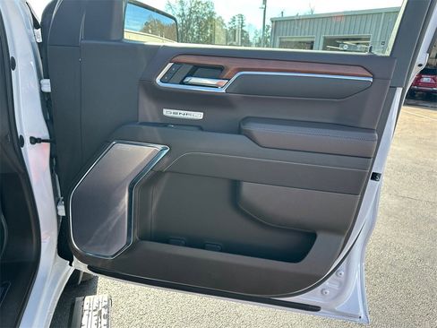 Used 2023 GMC Sierra 1500 Denali w/ Denali Reserve Package image 15