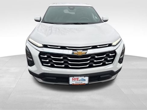 Used 2025 Chevrolet Equinox LT image 9