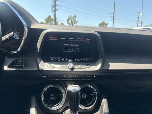 Used 2023 Chevrolet Camaro LT w/ Technology Package RWD image 16