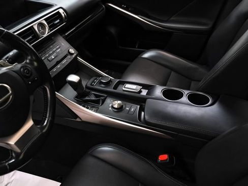 Used 2016 Lexus IS 200t RWD image 22