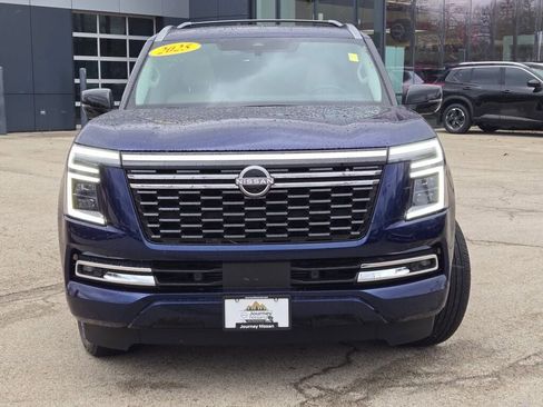 Used 2025 Nissan Armada Platinum Reserve image 5