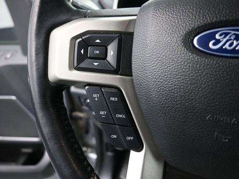 Used 2022 Ford F350 Lariat w/ Lariat Ultimate Package image 32