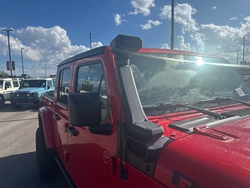 Used 2020 Jeep Gladiator Rubicon AWD/4WD image 23