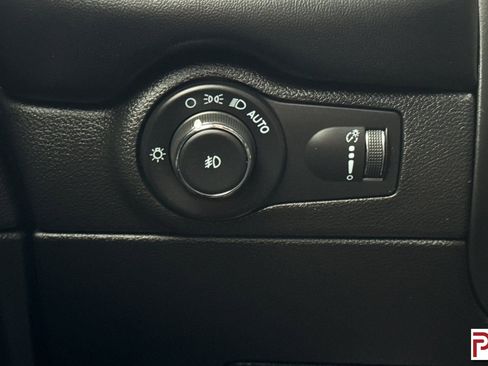 Used 2021 Dodge Durango Citadel w/ Technology Group image 33