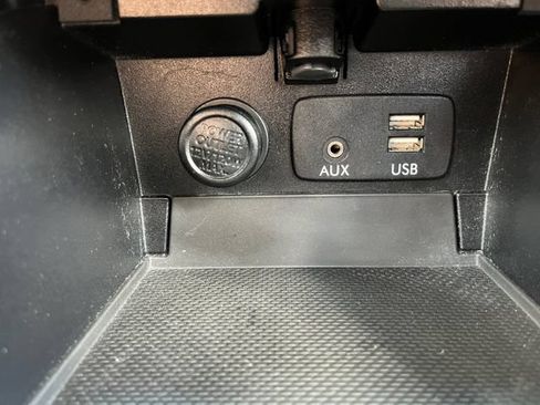 Used 2018 Subaru Outback 2.5i Limited AWD/4WD image 6