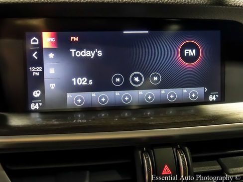Used 2023 Alfa Romeo Stelvio Ti AWD/4WD image 19