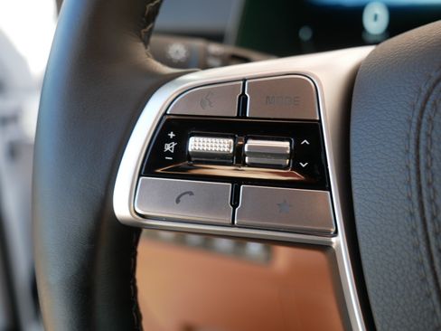 Certified 2025 Kia Telluride SX Prestige X-Line AWD/4WD image 28