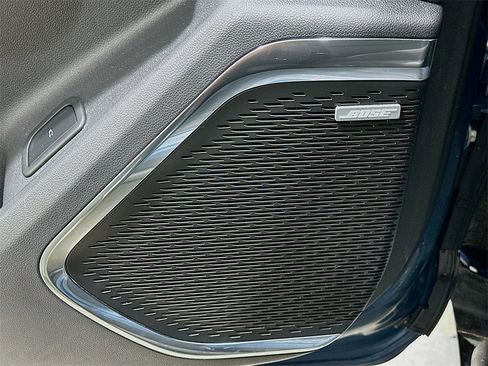 Used 2024 Chevrolet Traverse RS image 19