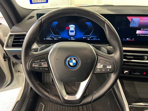 Used 2023 BMW 330e 330e w/ Convenience Package image 15