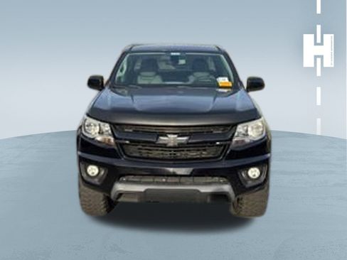 Used 2020 Chevrolet Colorado W/T w/ Custom Special Edition image 2