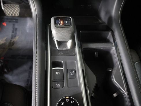 Used 2023 Nissan Pathfinder SL AWD/4WD image 48